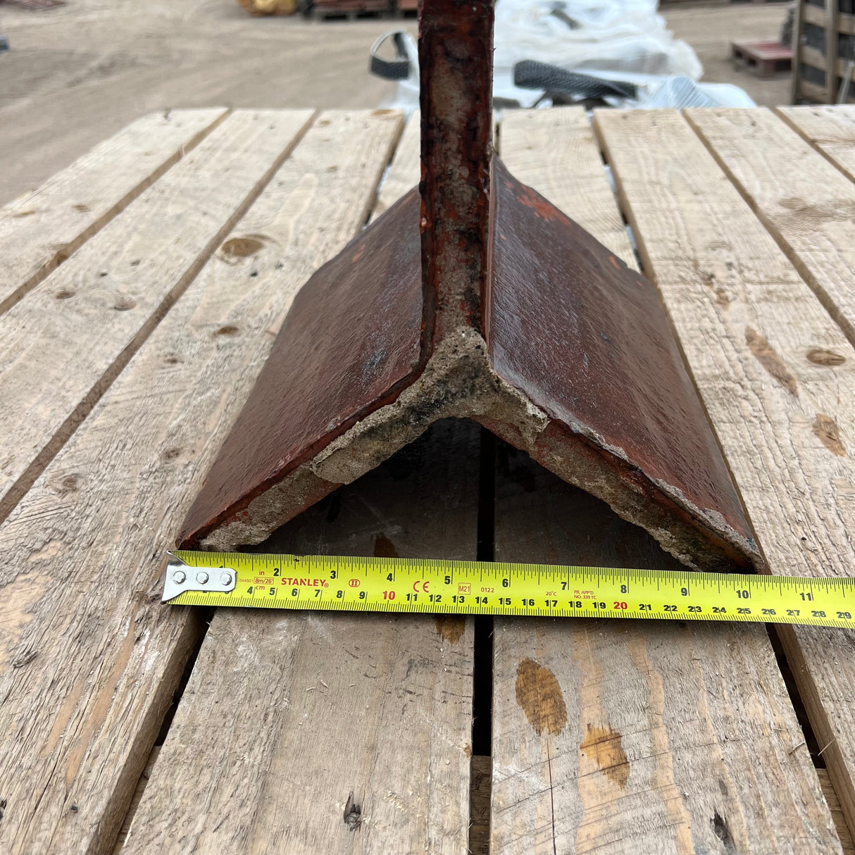 Reclaimed Terracotta Red 12" Crested Clay Roof Ridge Tile - 100 Degree