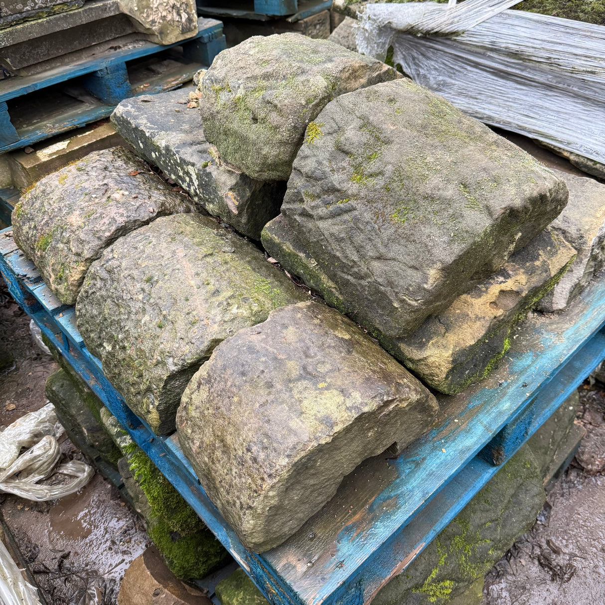 Reclaimed Saddleback Stone Wall Coping - Job Lot