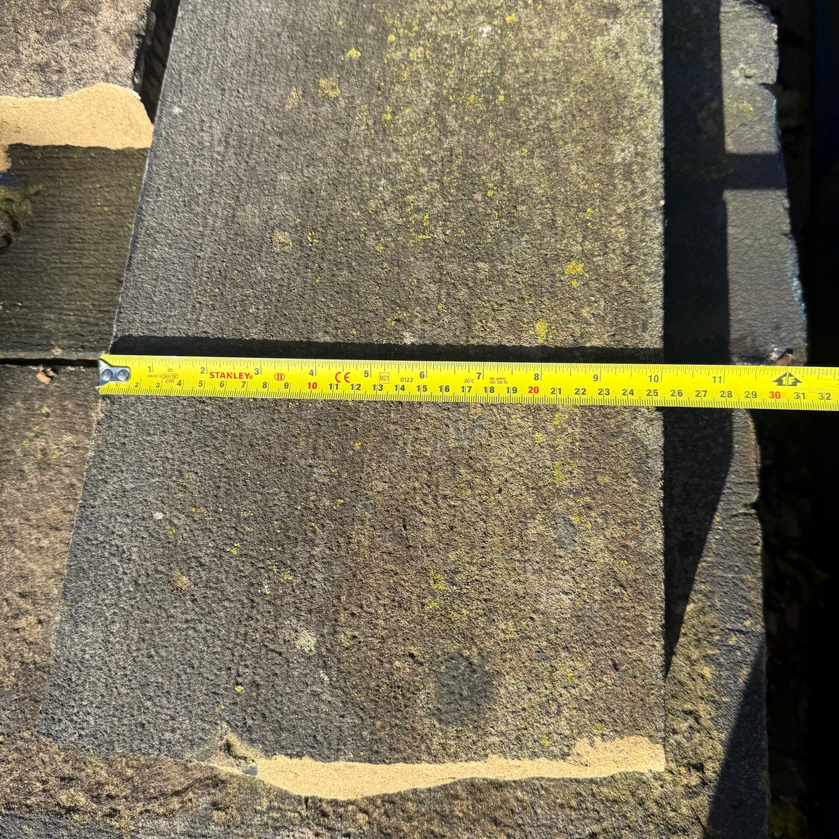Reclaimed Stone Wall Coping - Job Lot