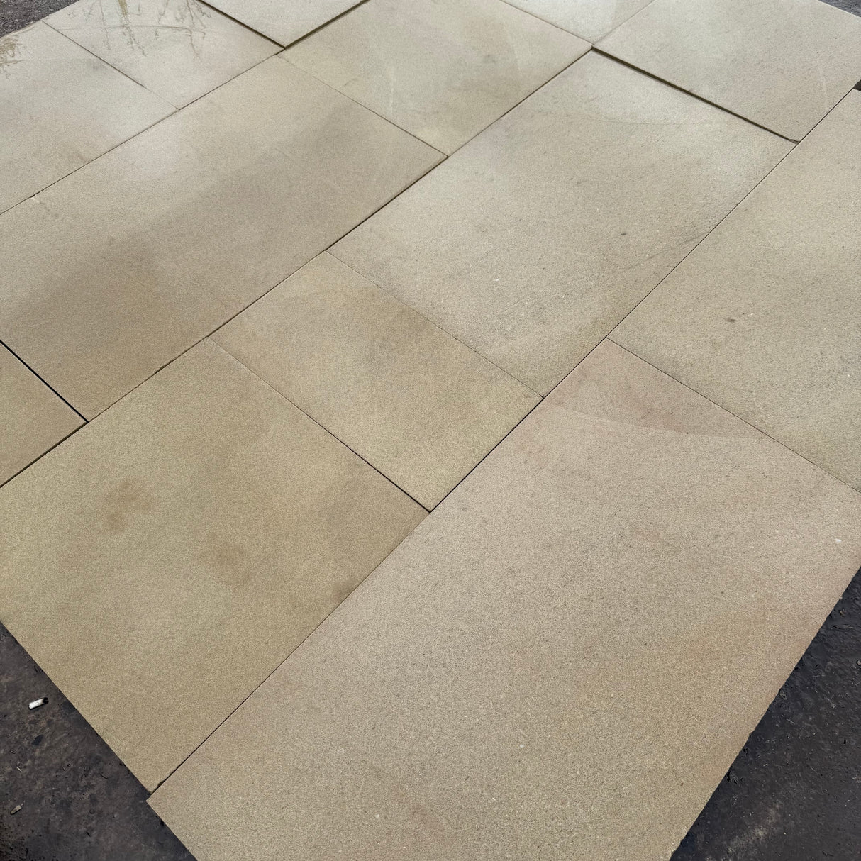 Britannia Buff Yorkshire Stone Sawn Paving - Per SQM