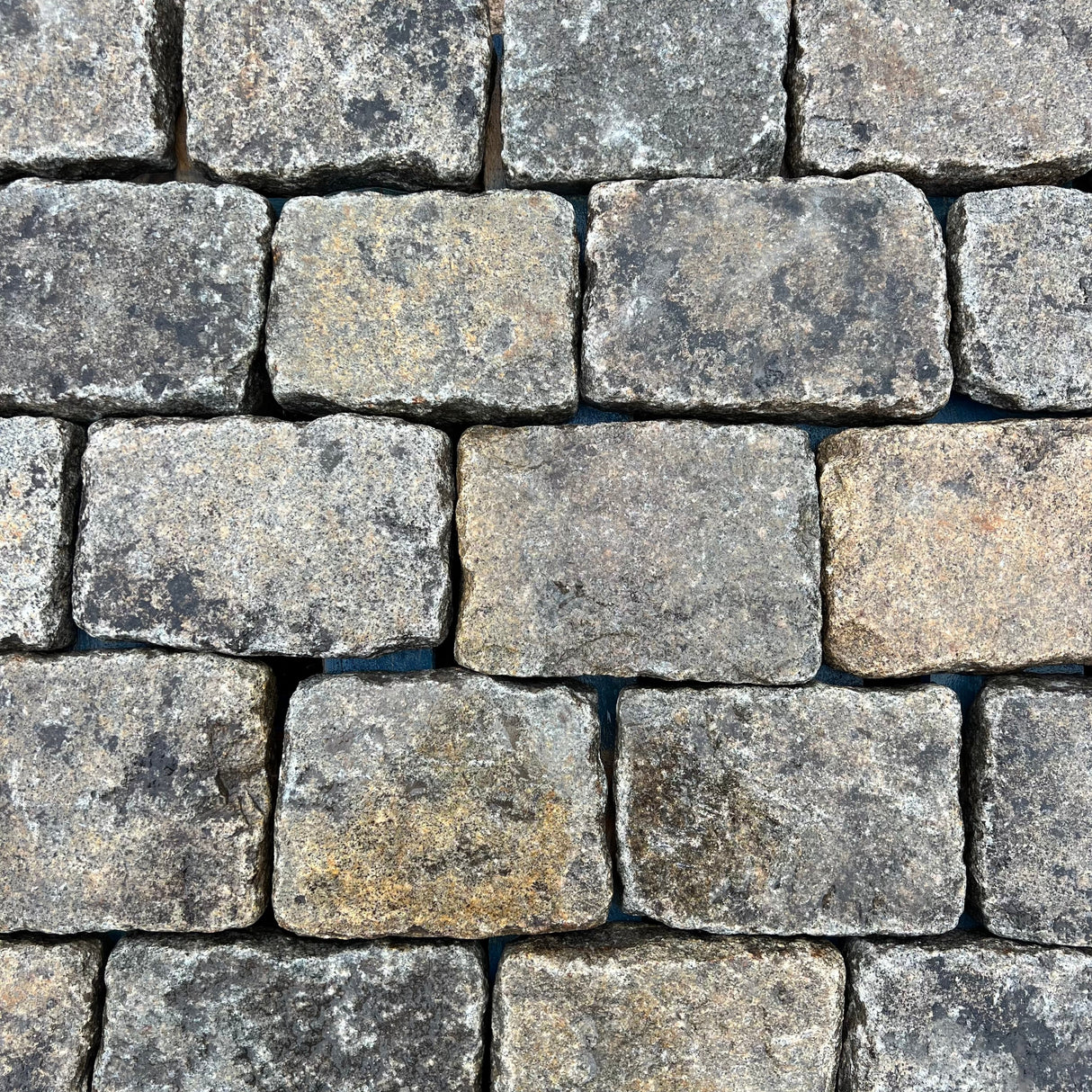 Reclaimed Mixed Granite Cobble Tops - Per SQM