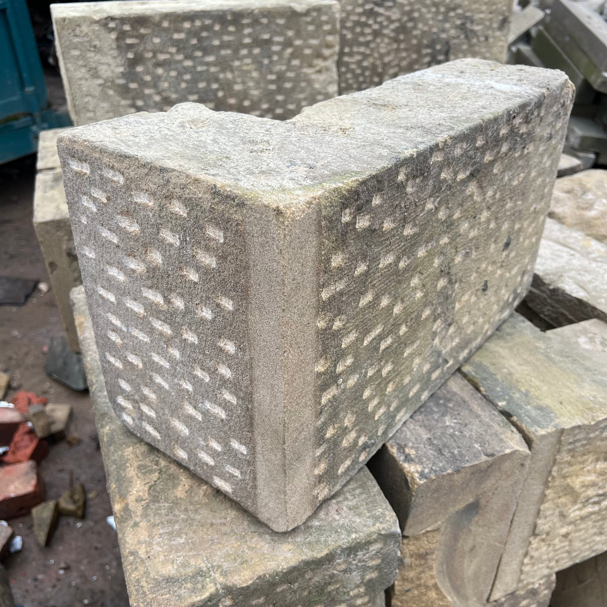 Punched and Draft Stone Quoins