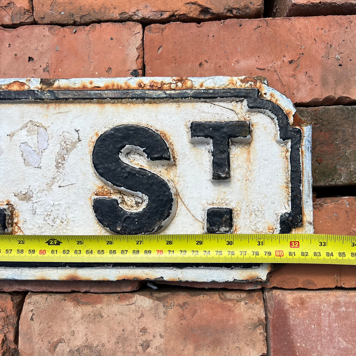 Original Cast Iron ‘Kendal St’ Street Sign