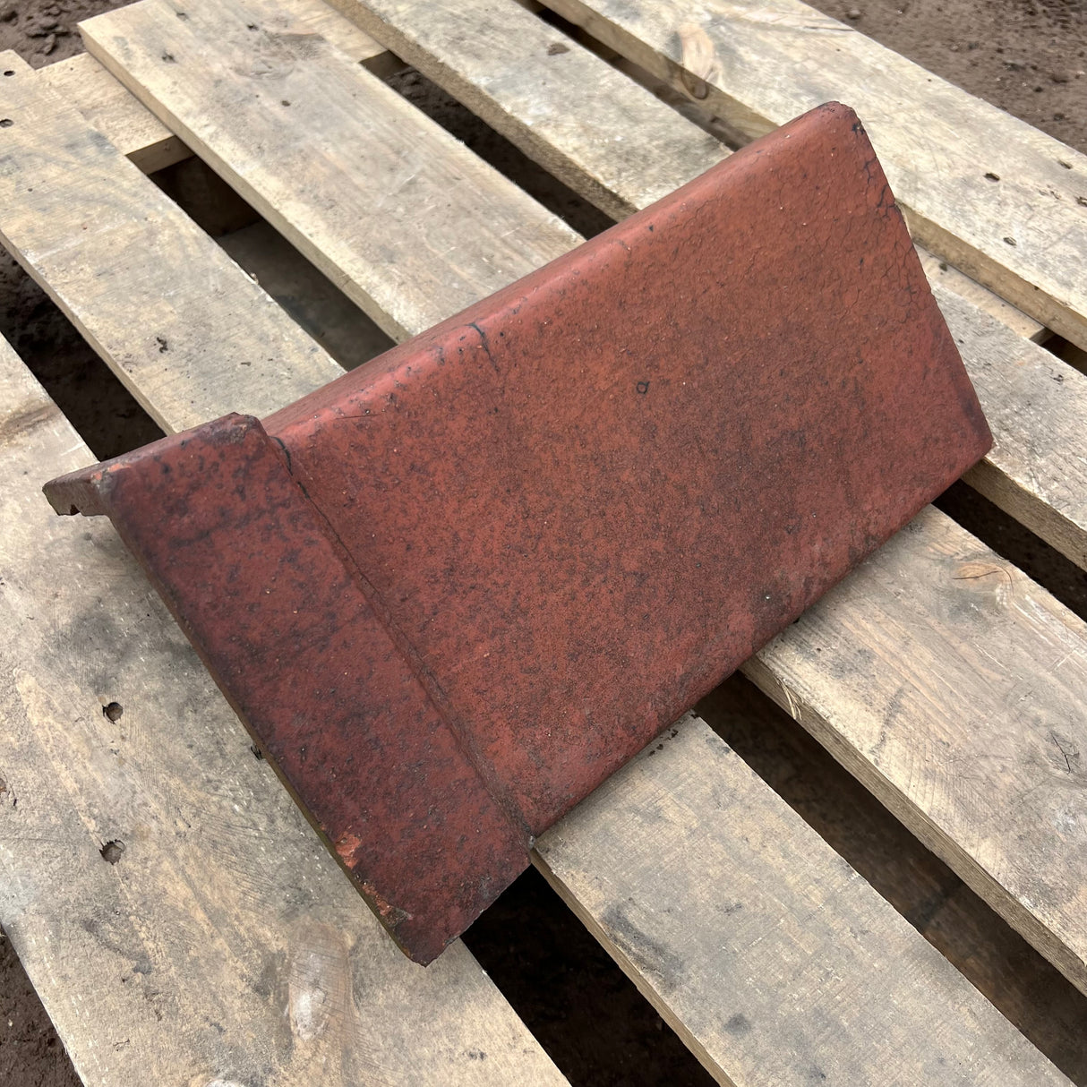 Reclaimed Red Clay Triangular Capped Roof Ridge Tile - 85 Degree