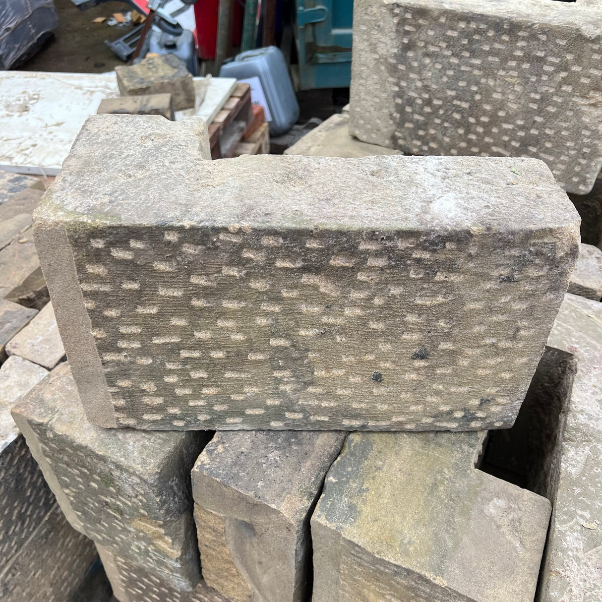 Punched and Draft Stone Quoins