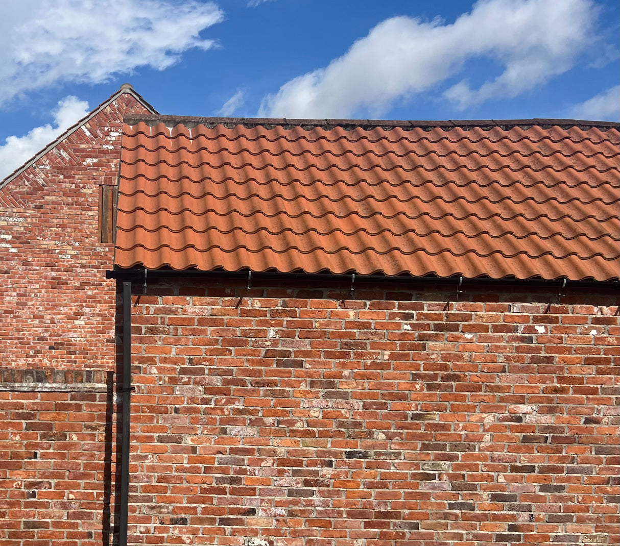 Reclaimed Handmade Farmhouse Imperial Bricks | Pack of 250 Bricks | Free Delivery