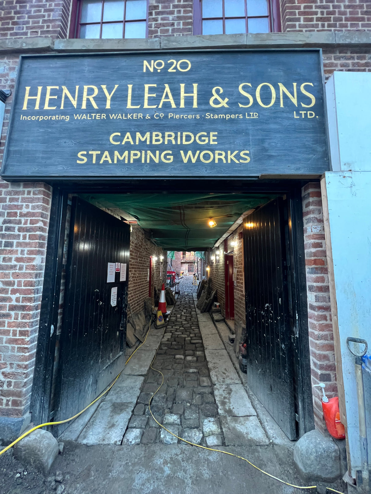 Bricks & Cobbles supplied to Sheffield Heart in The City 2 Project at Leah's Yard