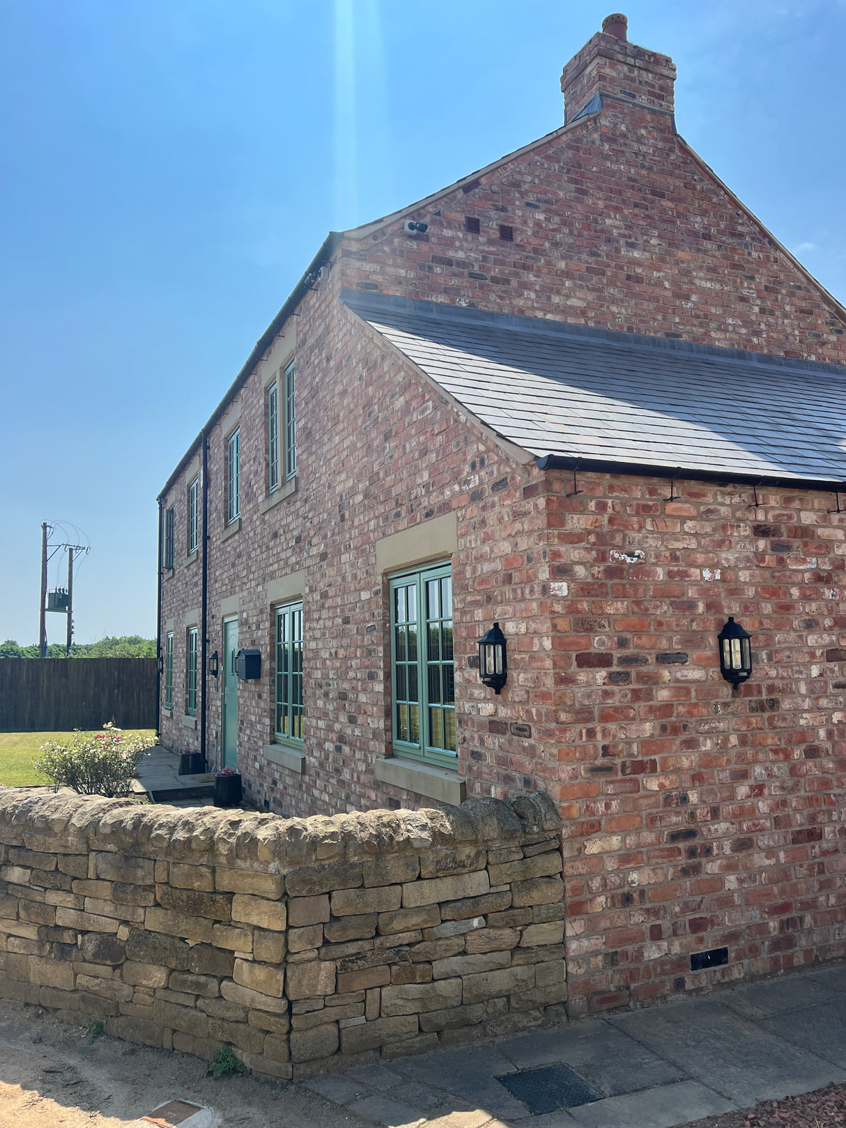 New Build House Built Using Reclaimed Wirecut Bricks in Chesterfield