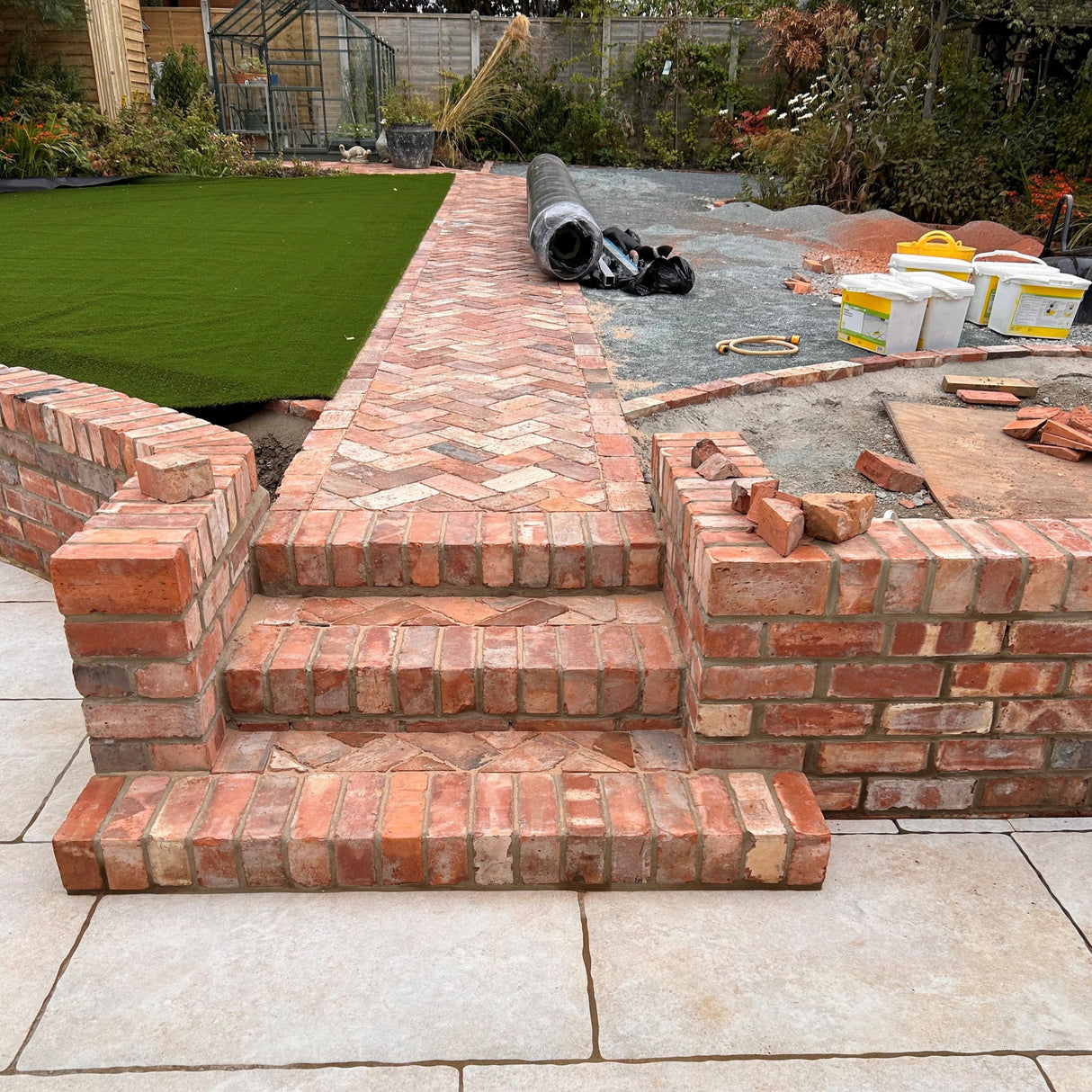 Reclaimed Clay Paving Bricks in London Garden