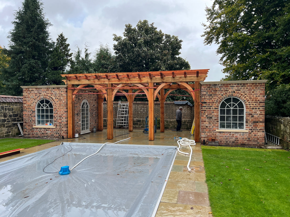 Reclaimed Brick Summer House & Swimming Pool in Winchester