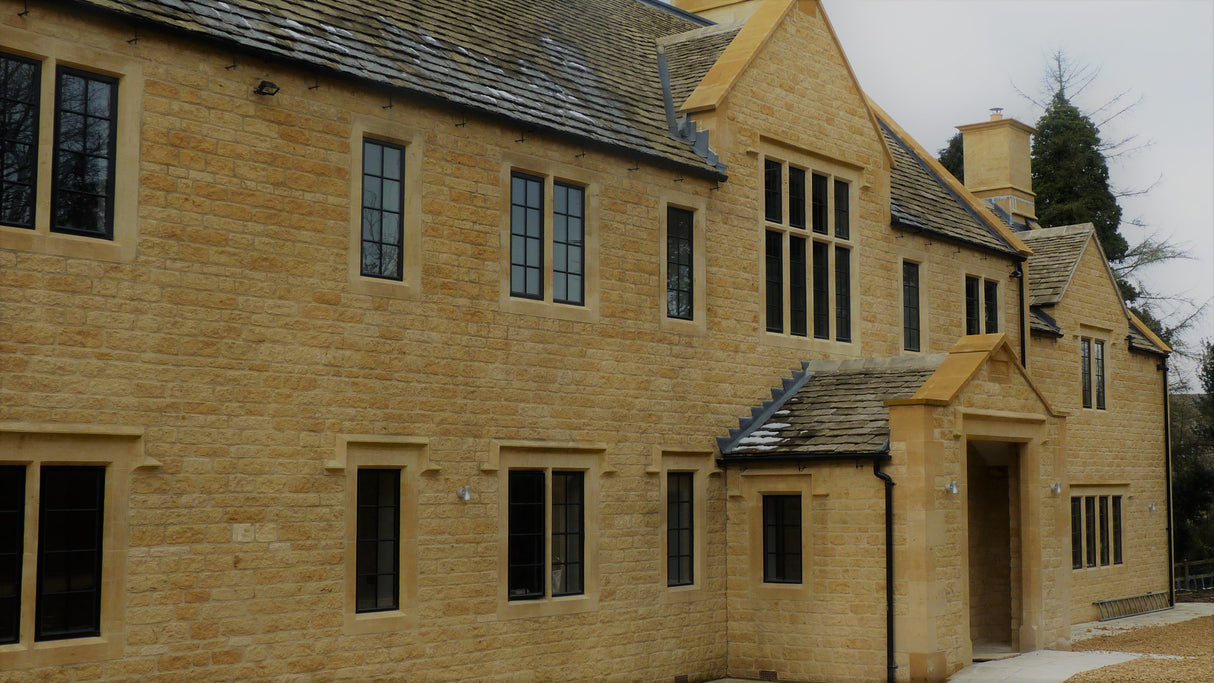 Cotswold Gold Tumbled Building Stone - Per SQM