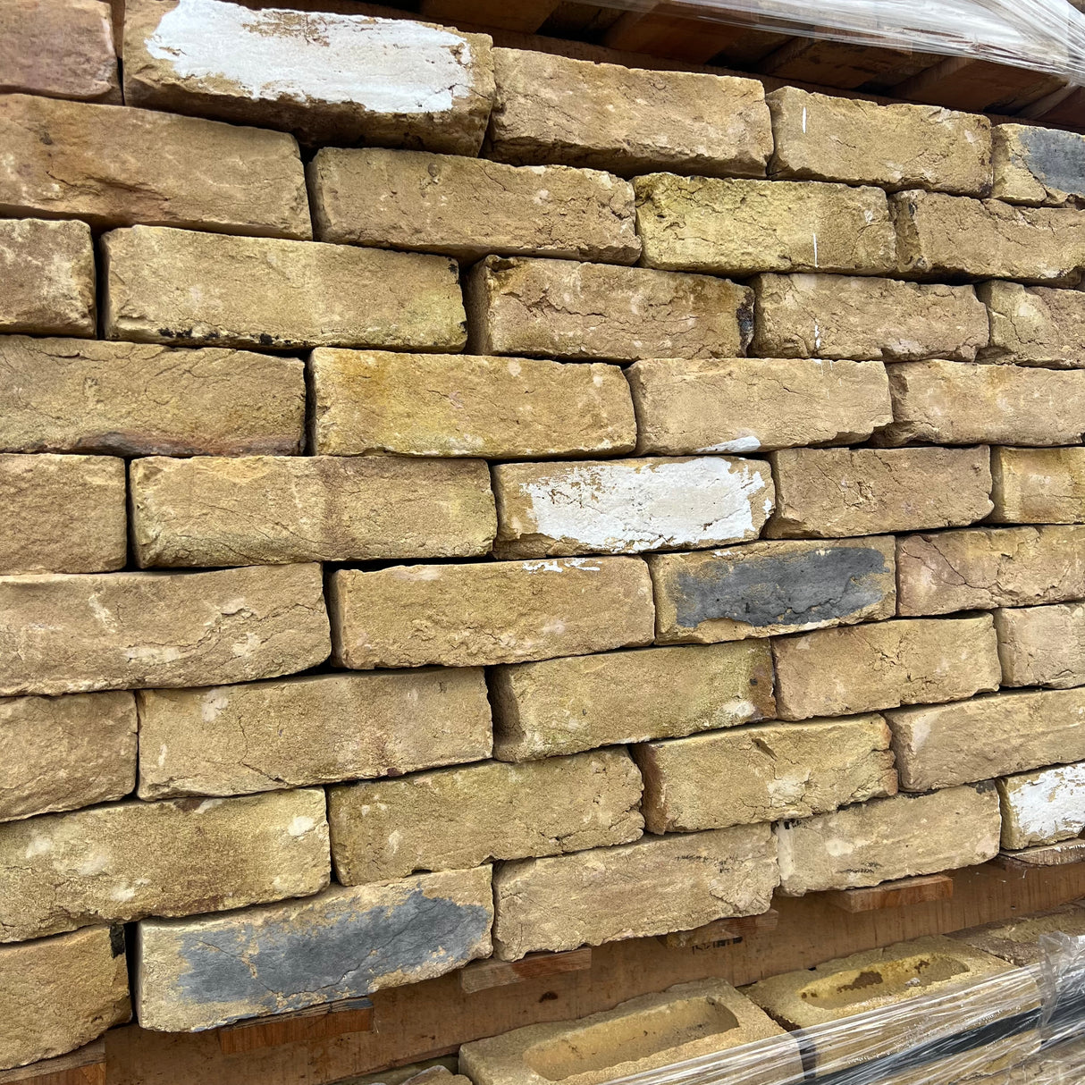 Reclamation London Multi Yellow Stock Handmade Brick | Pack of 360 Bricks | Free Delivery