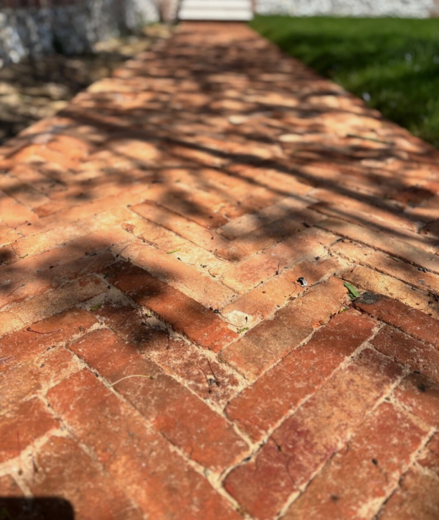 Reclaimed Red Stacker Brick Pavers