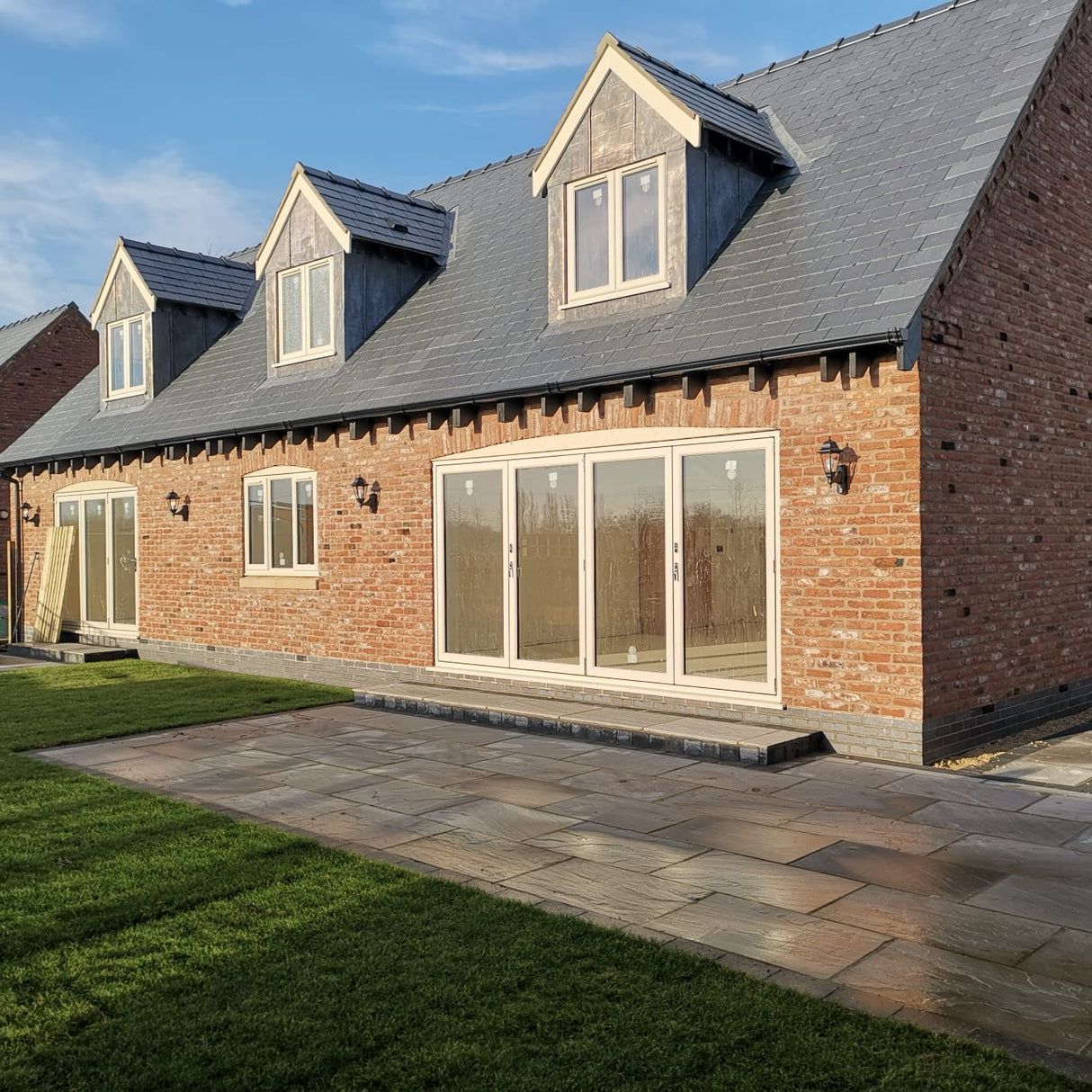 New Build Bungalow Using Reclaimed Antique Bricks