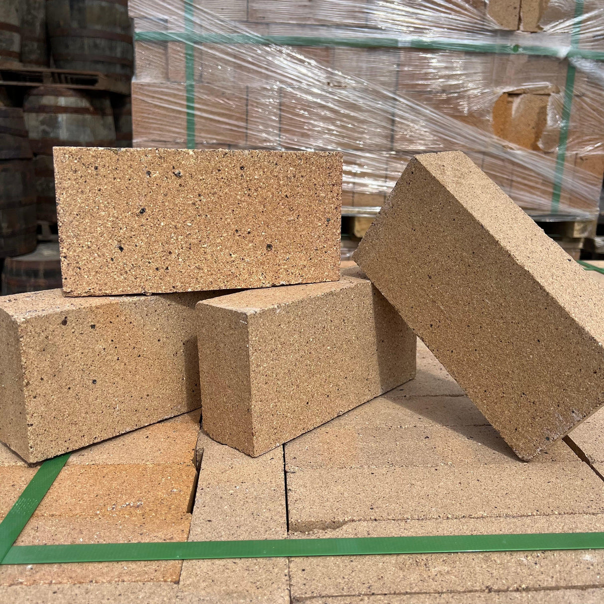 Brand New - 65mm Refractory Fire Bricks - Ideal for furnaces & pizza ovens - Reclaimed Brick Company