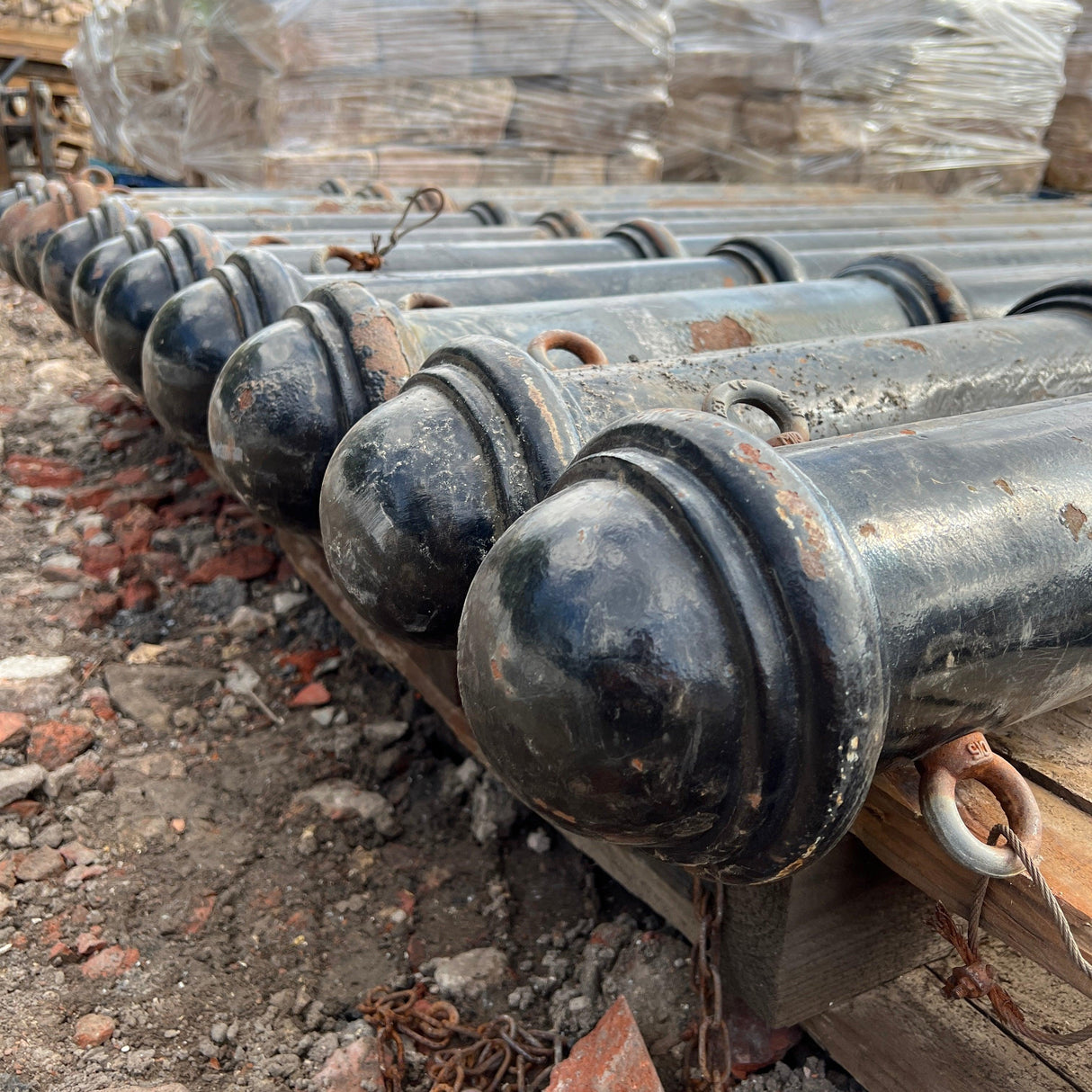 Cast Iron Bollards / Post (Set of 10) - Reclaimed Brick Company