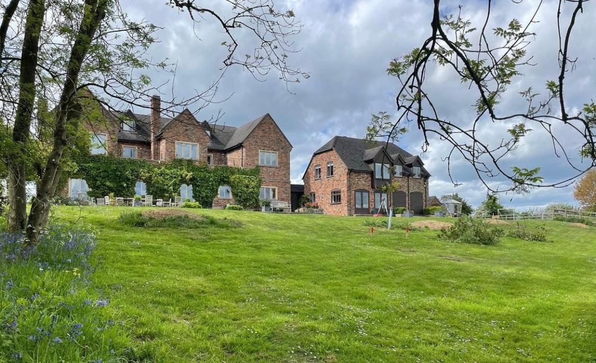 Country Manor Home using Reclaimed Materials, North Yorkshire - Reclaimed Brick Company
