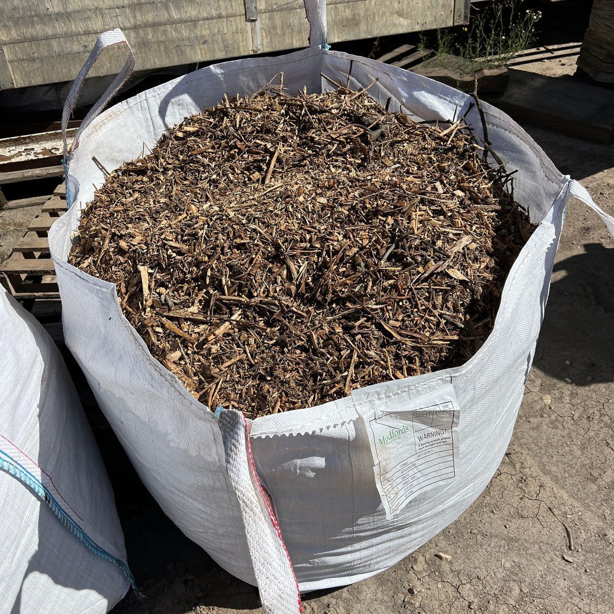 Decorative Woodland Mulch in 1000 litre Bulk Bags - Reclaimed Brick Company