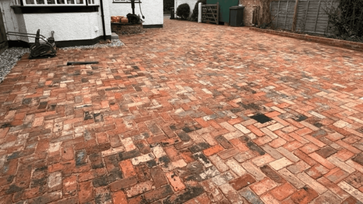 Reclaimed Brick Garden Fitting