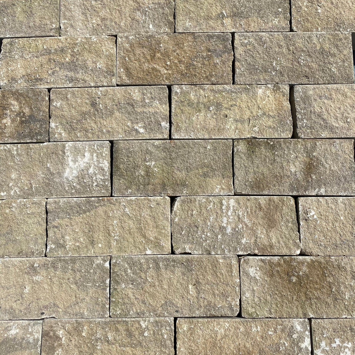 Forticrete Weathered Buff Re-Constituted Stone - Packs of 5 sqm - Reclaimed Brick Company