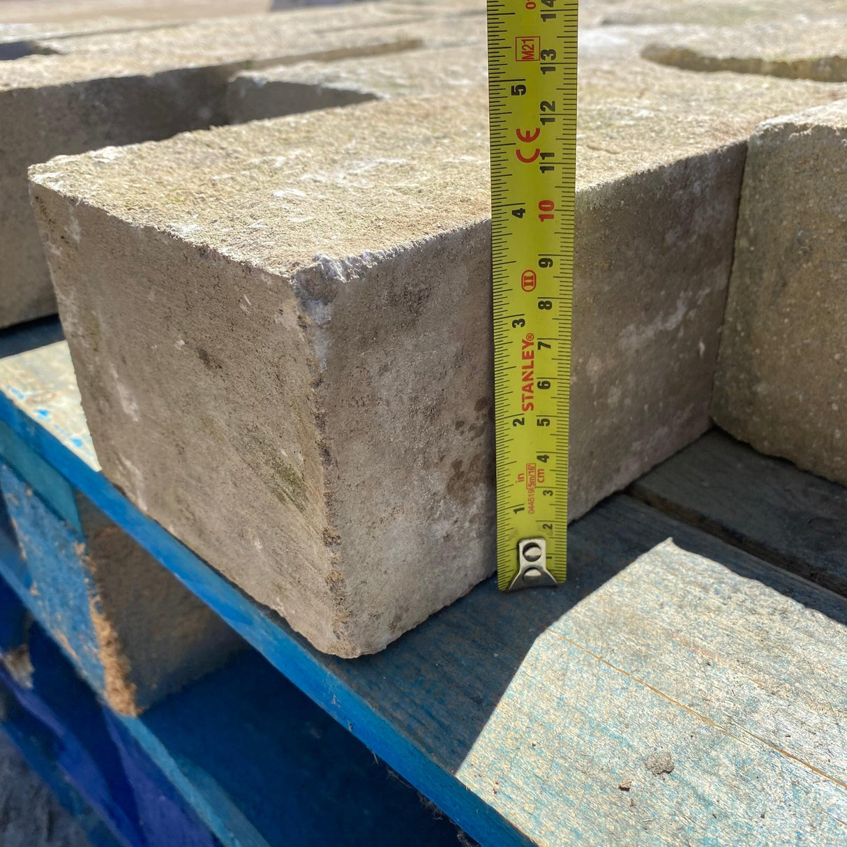 Forticrete Weathered Buff Re-Constituted Stone - Packs of 5 sqm - Reclaimed Brick Company