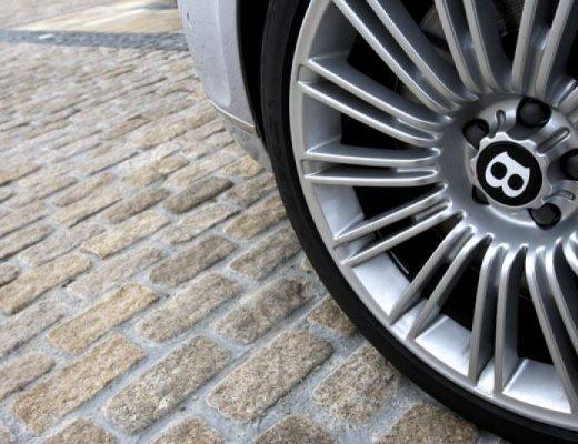 Gold Tumbled Granite Cobble Setts - 200mm x 100mm - Per SQM