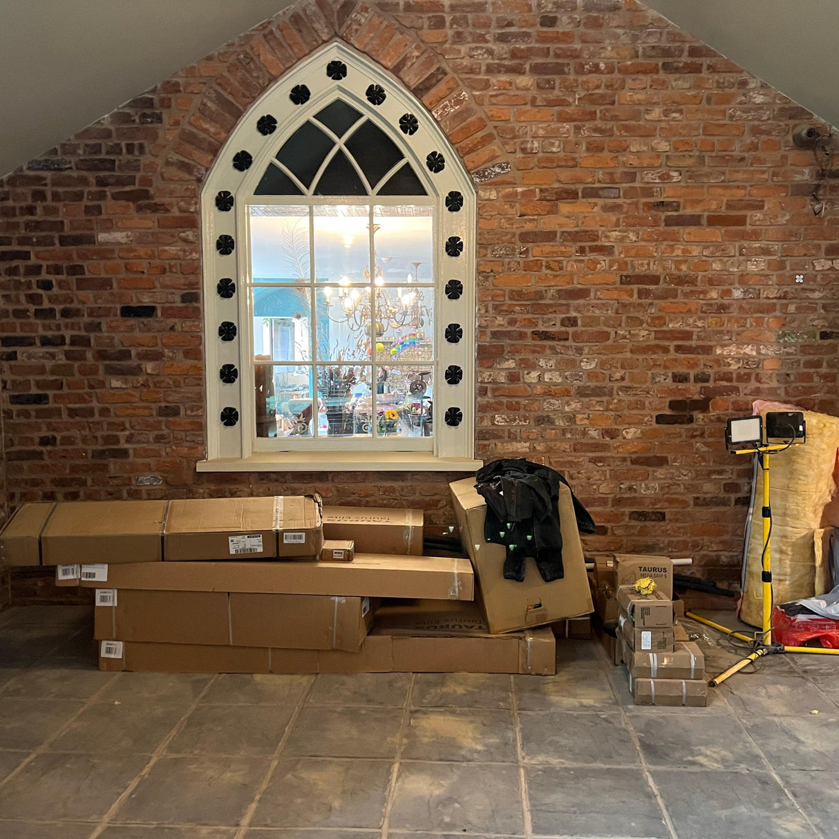 Reclaimed Handmade Farmhouse Imperial Bricks | Pack of 250 Bricks | Free Delivery - Reclaimed Brick Company