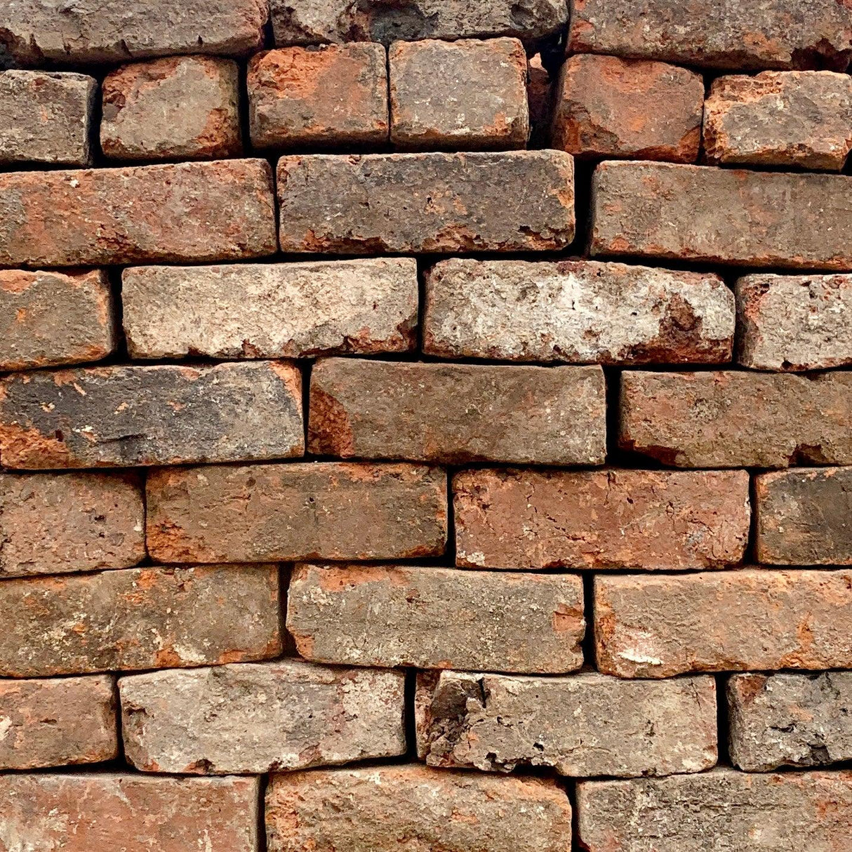 Handmade Wire Cut Imperial Reclaimed Bricks | Pack of 250 Bricks - Reclaimed Brick Company