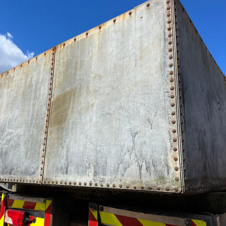 Large Galvanised Steel Water Tank - Reclaimed Brick Company