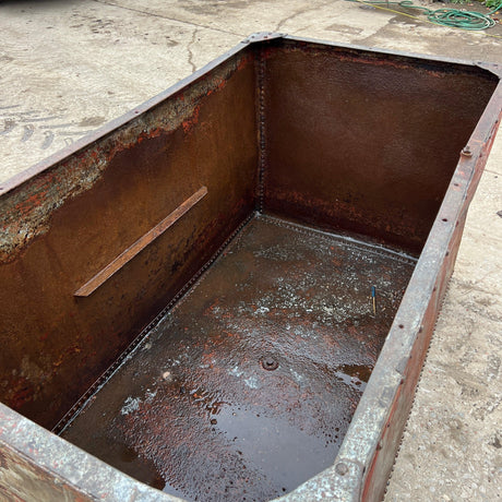 Large Galvanised Steel Water Tank - Reclaimed Brick Company