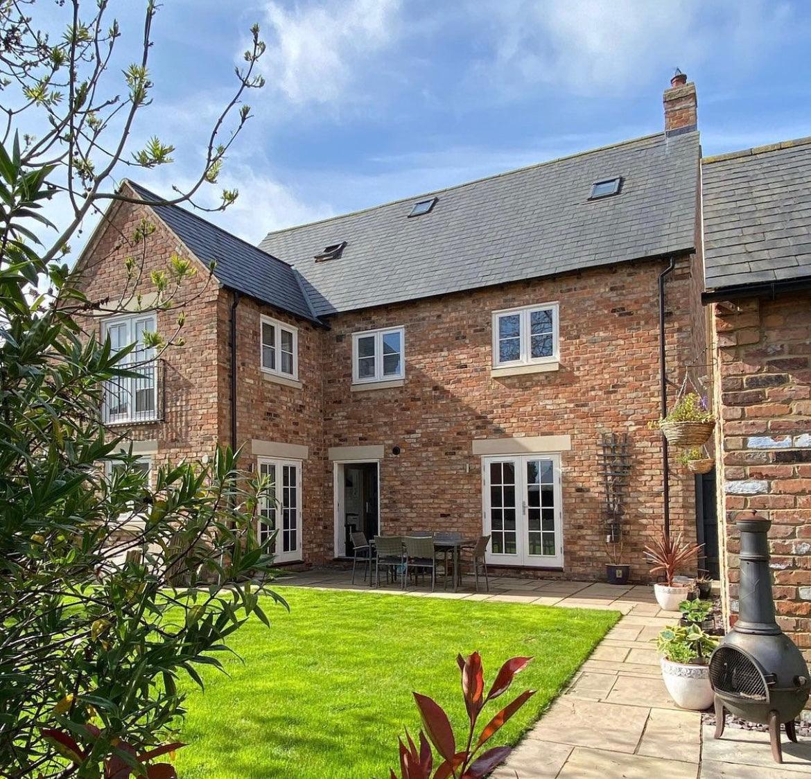 New Build Home Built with Reclaimed Wirecut Bricks - Cirencester, England - Reclaimed Brick Company