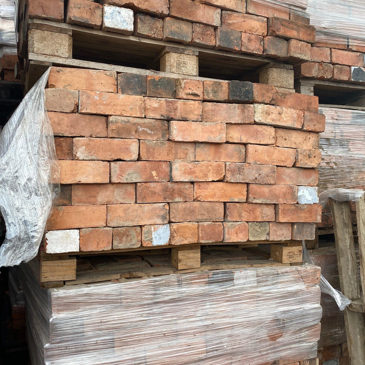 Nottinghamshire Common Imperial Bricks | Pack of 250 Bricks - Reclaimed Brick Company