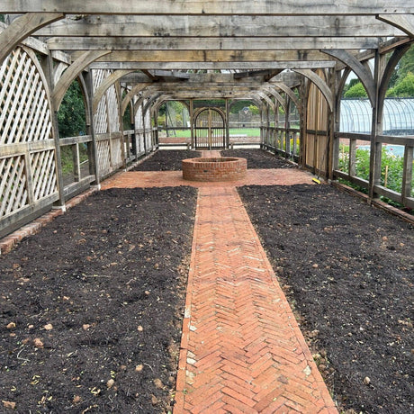 Reclaimed 2 1/4 inch Georgian Handmade Brick | Pack of 400 Bricks | Free Delivery - Reclaimed Brick Company