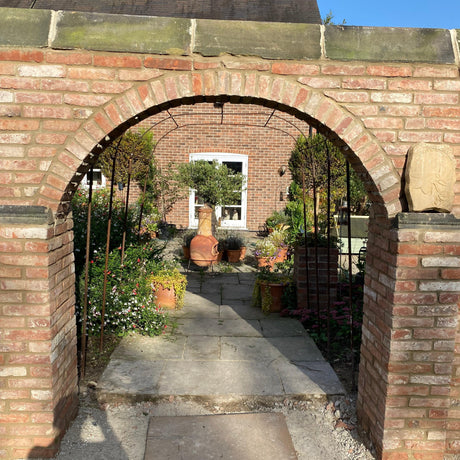 Reclaimed 2 1/4 inch Georgian Handmade Brick | Pack of 400 Bricks | Free Delivery - Reclaimed Brick Company