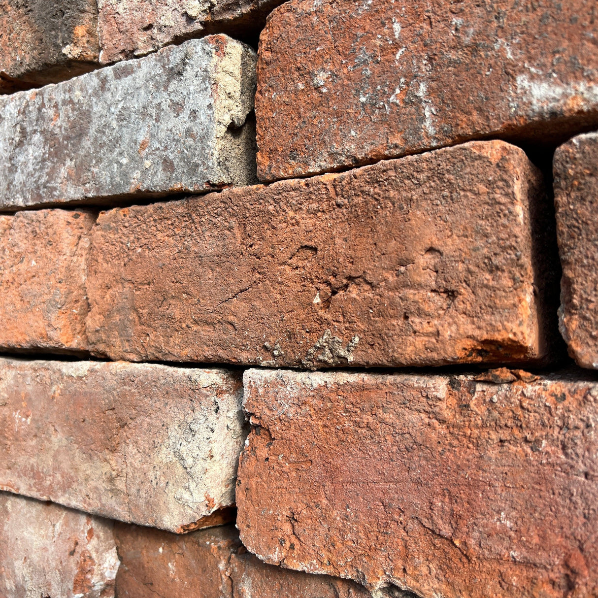 Rustic reclaimed barn brick for architectural projects - Reclaimed Brick Company