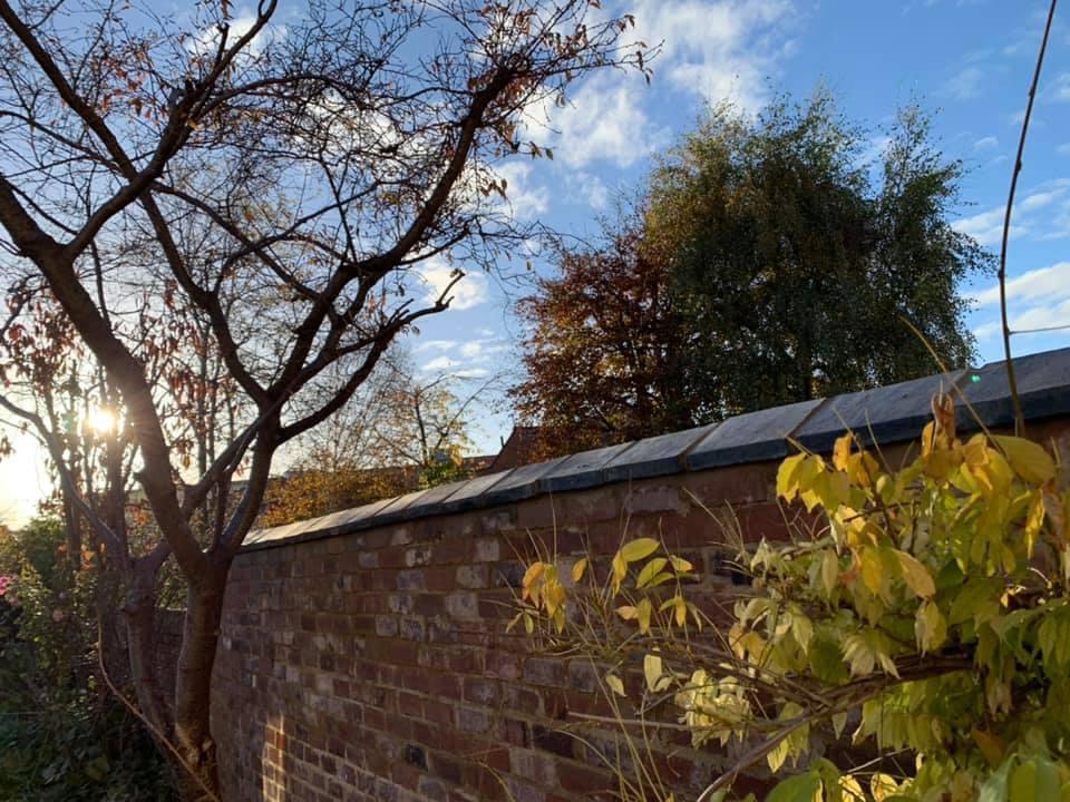 Reclaimed Brick Garden Boundary Wall, Leeds - Reclaimed Brick Company