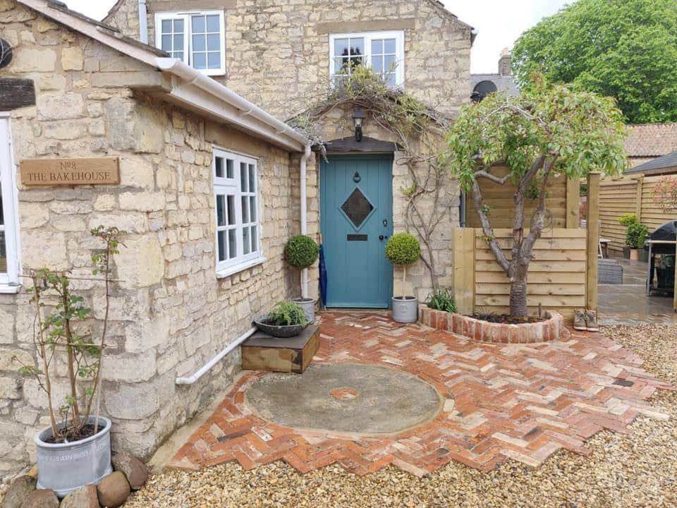 Reclaimed Brick Paver Patio Area, Chesterfield - Reclaimed Brick Company
