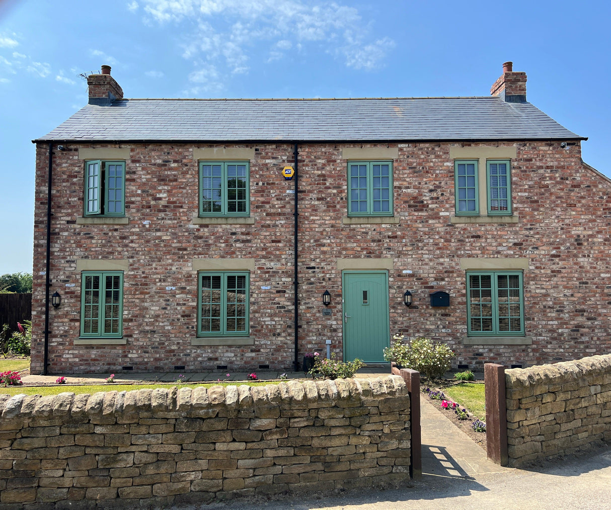 Reclaimed Cheshire Wirecut Imperial Bricks | Pack of 250 Bricks | Free Delivery - Reclaimed Brick Company