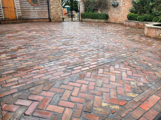 Reclaimed Clay Paving Brick Courtyard, Woking, Surrey - Reclaimed Brick Company