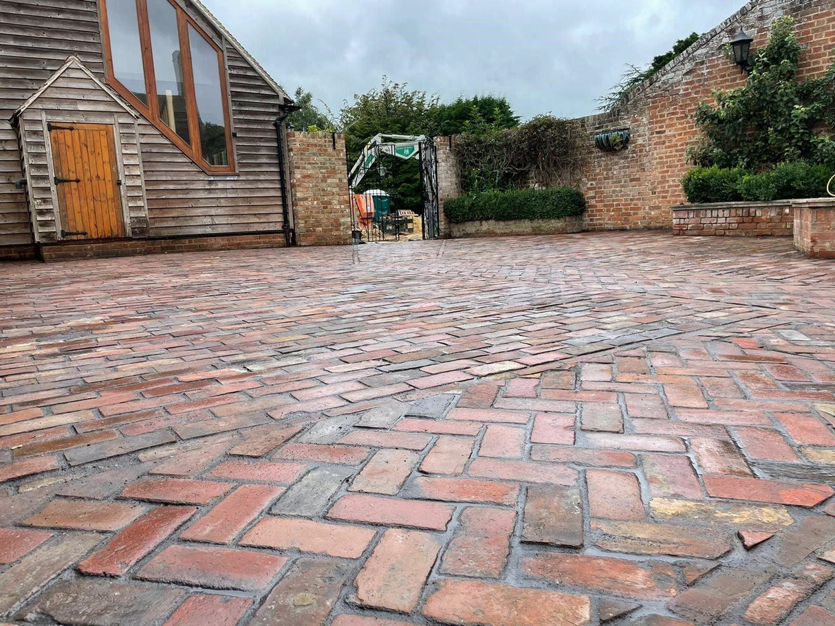 Reclaimed Clay Paving Brick Courtyard, Woking, Surrey - Reclaimed Brick Company