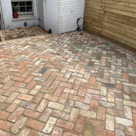 Reclaimed Clay Paving Bricks | Pack of 250 Bricks | Free Delivery - Reclaimed Brick Company