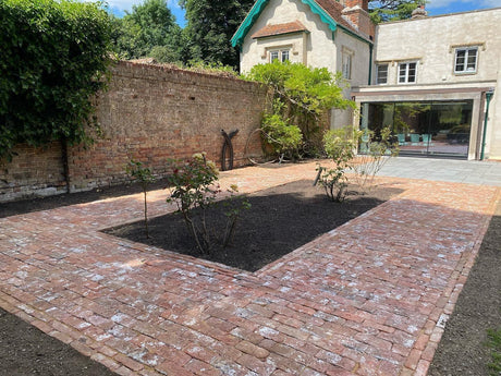 Reclaimed Clay Paving Bricks | Pack of 250 Bricks | Free Delivery - Reclaimed Brick Company