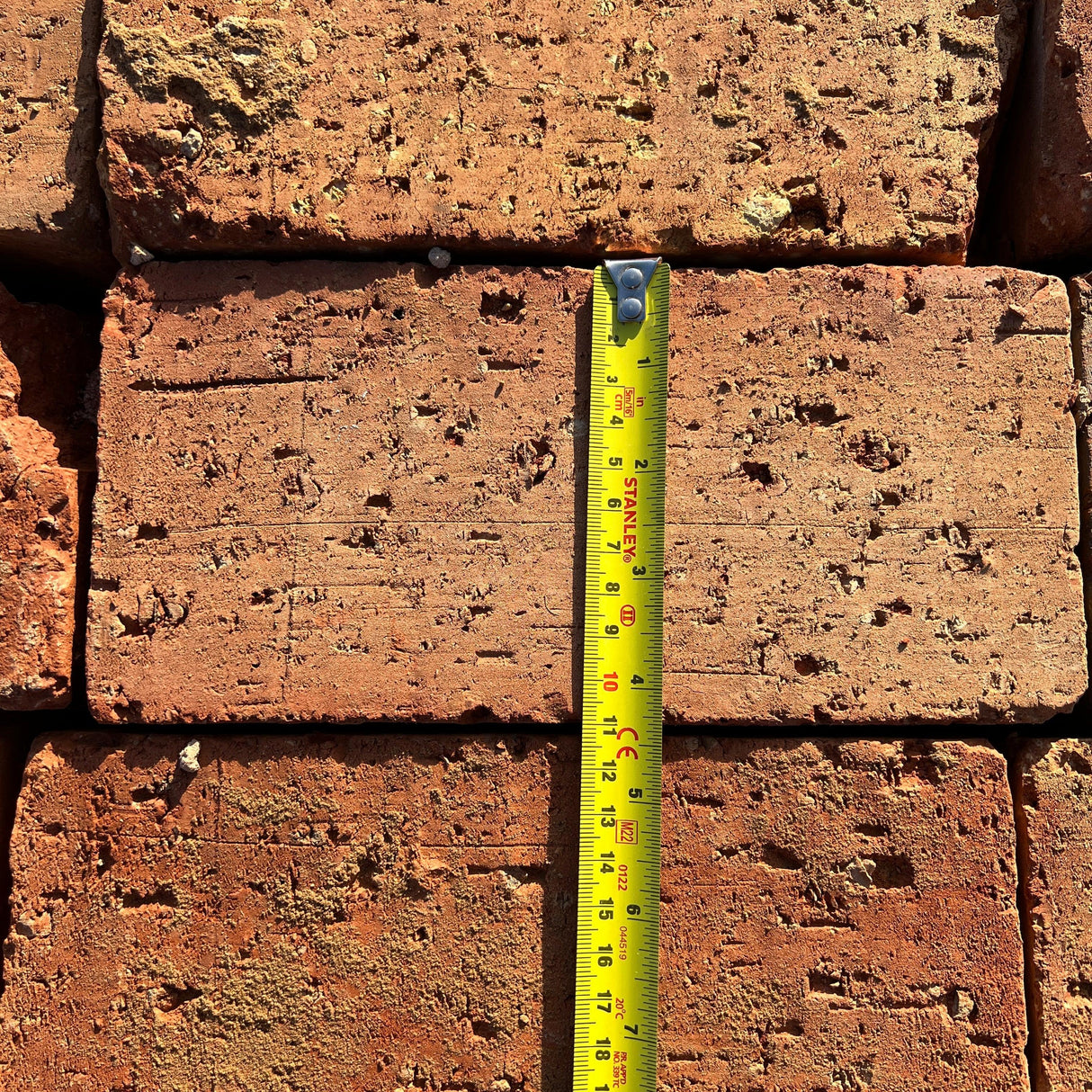 Edging Bricks - Reclaimed Brick Company