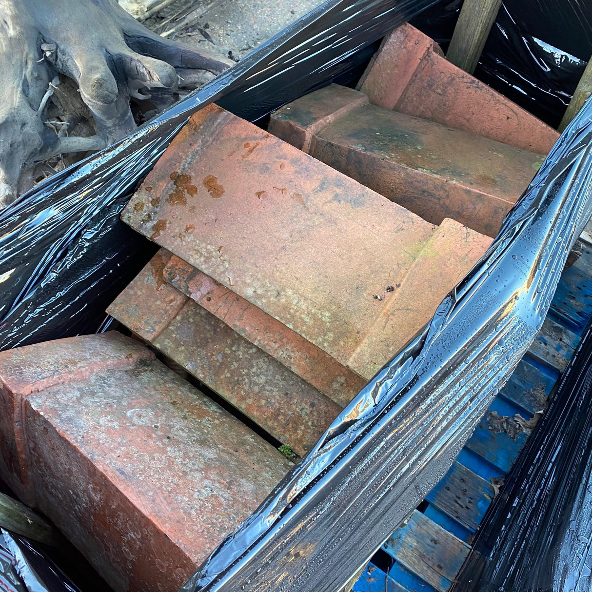 Reclaimed Clay Ridge Roof Tiles - Reclaimed Brick Company
