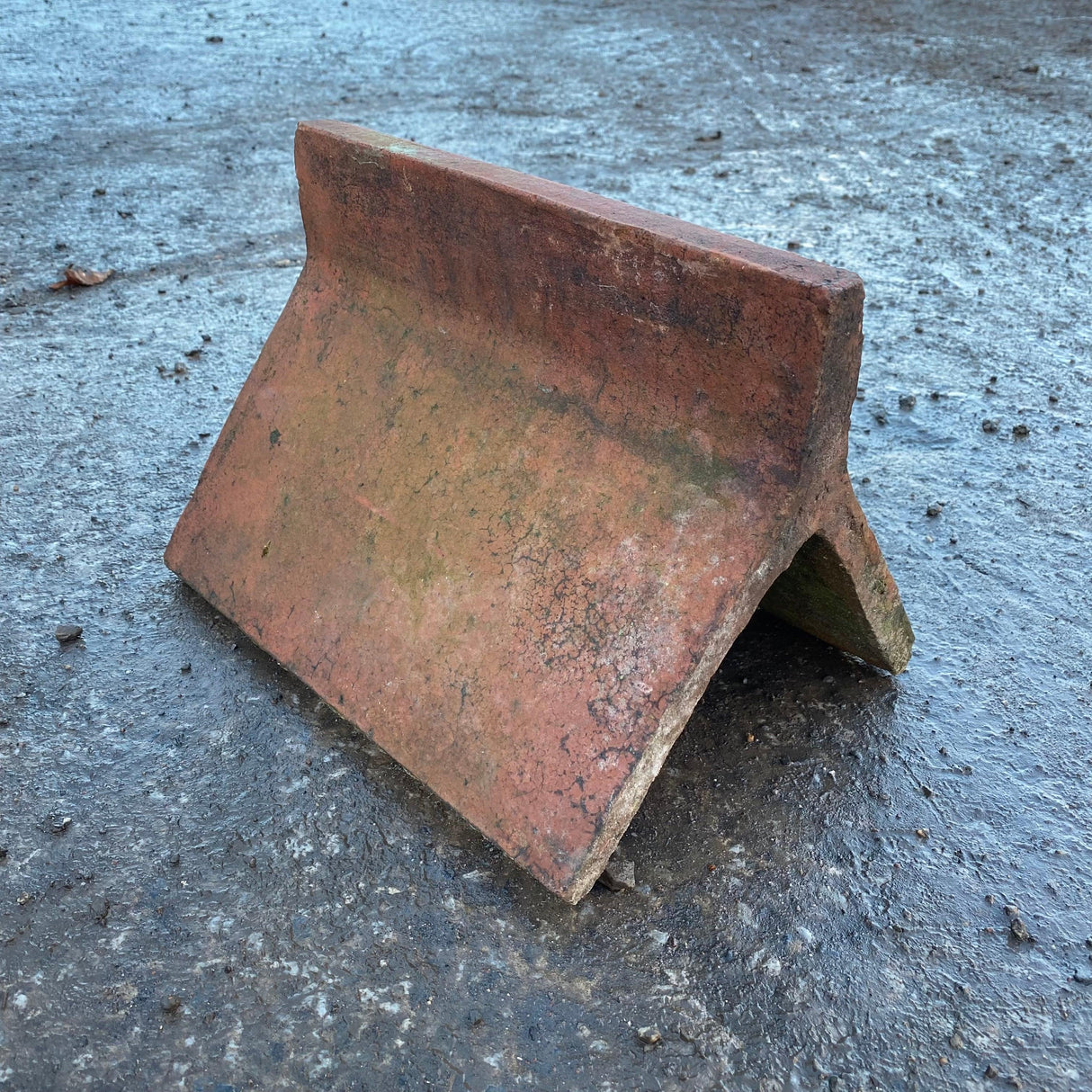 Reclaimed Clay Ridge Roof Tiles - Reclaimed Brick Company