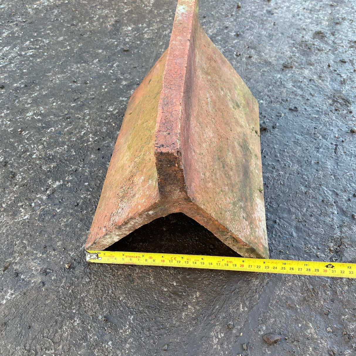 Reclaimed Clay Ridge Roof Tiles - Reclaimed Brick Company