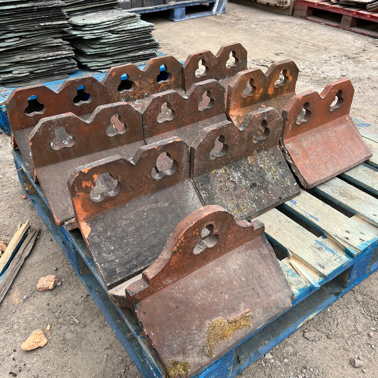 Reclaimed Clover Leaf Red Clay Ridge Tiles - Job Lot - Reclaimed Brick Company