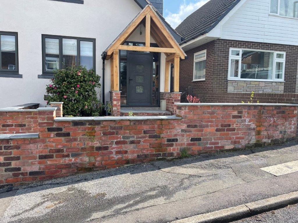 Reclaimed Common Blend Brick Wall, Dronfield, Derbyshire - Reclaimed Brick Company