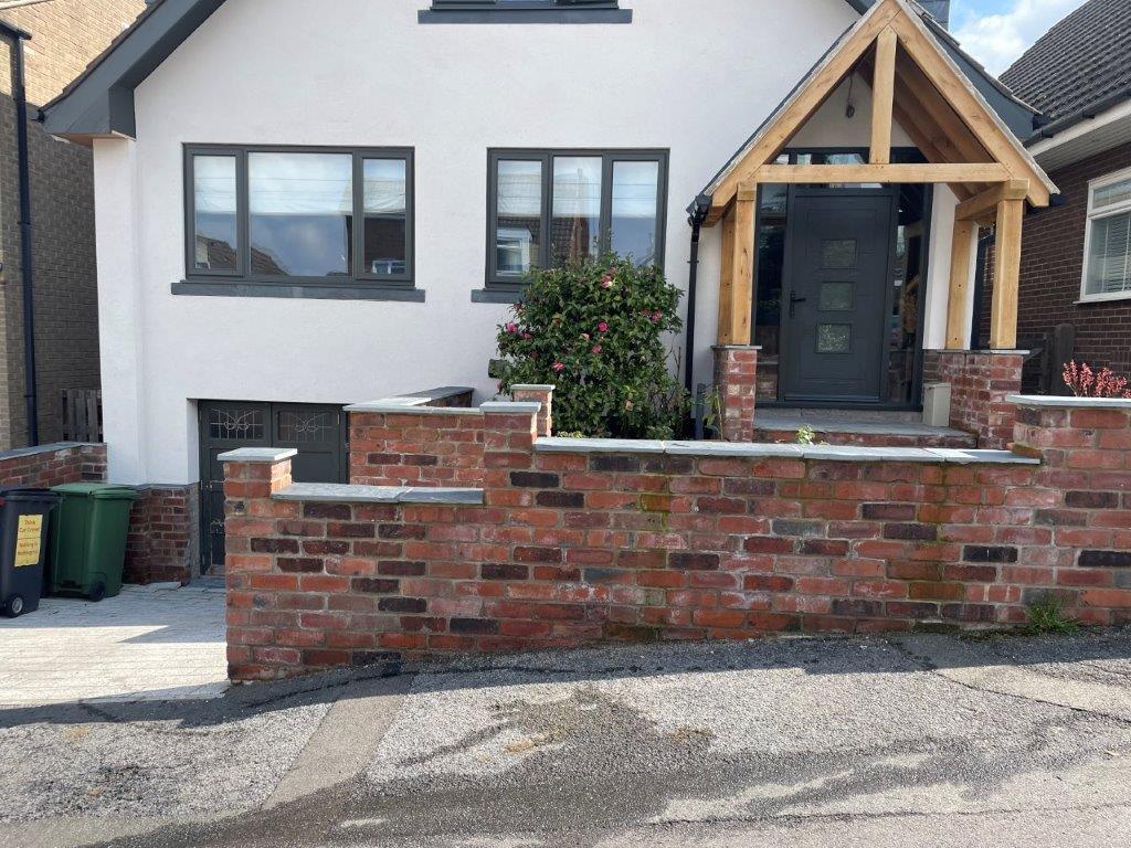 Reclaimed Common Blend Brick Wall, Dronfield, Derbyshire - Reclaimed Brick Company