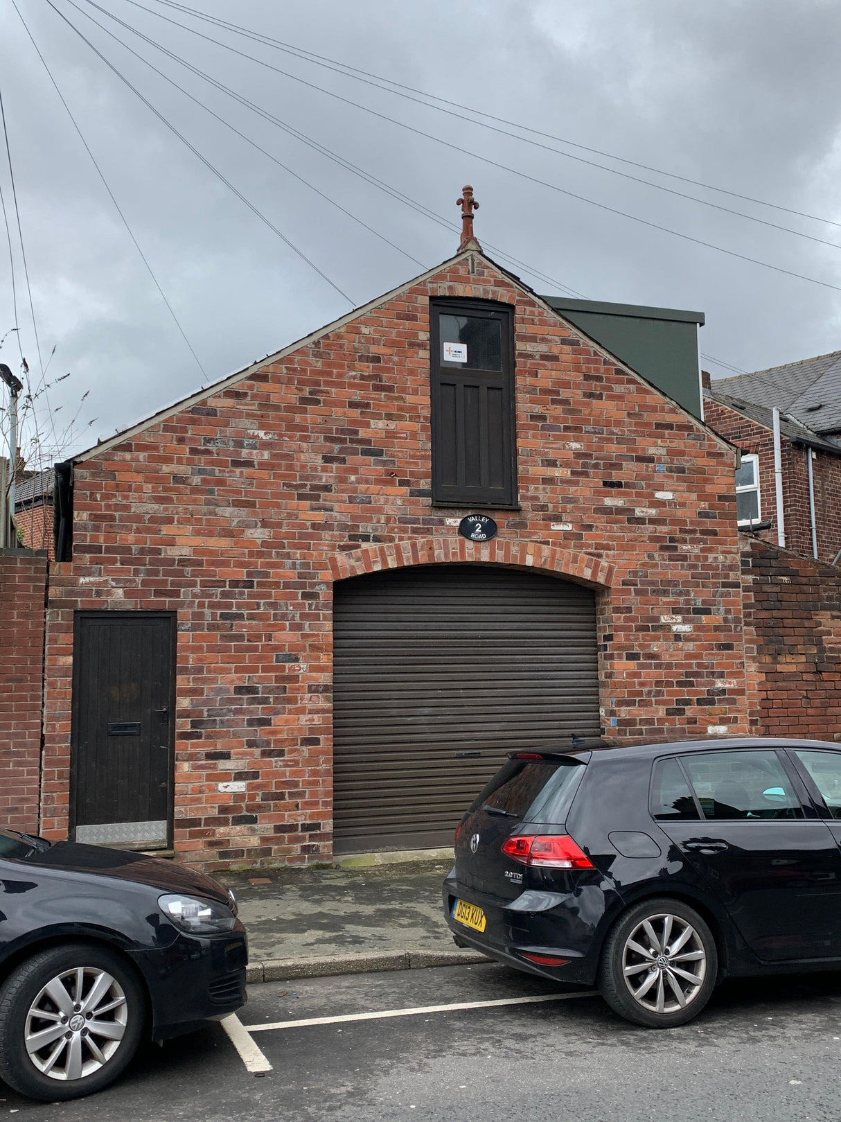 Reclaimed Common Brick Garage, Sheffield - Reclaimed Brick Company